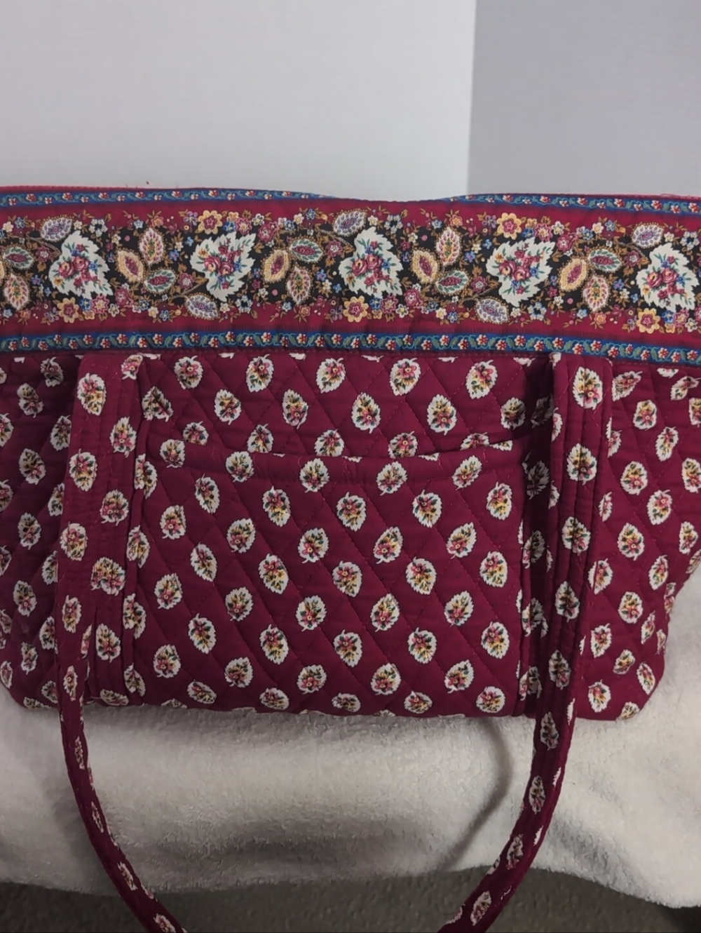VERA BRADLEY MILLER BAG TOTE “Red Leaf”RETIRED VINTAGE